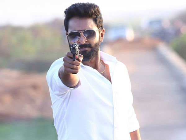 விக்ரம் பிரபுவுக்கு மூன்று 