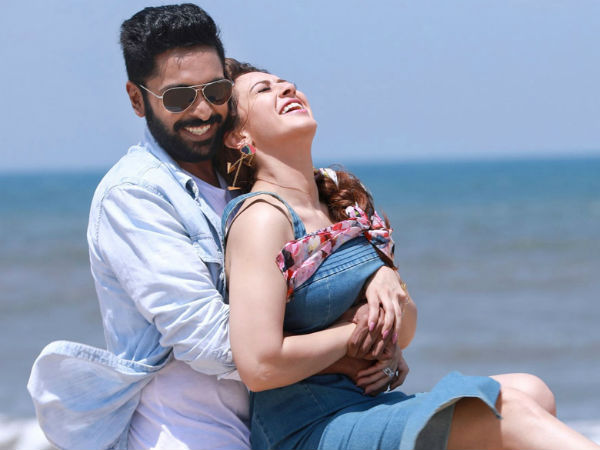 Thuppaki munai movie review 