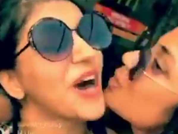 நடு ரோட்டில் உம்மா 