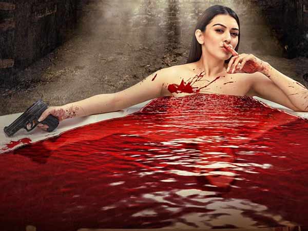 போட்டிபோடும் சக நடிகைகள் போட்டிபோடும் சக நடிகைகள்