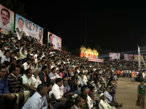 படத்தில் நடிக்கும் நடிகர்கள் 