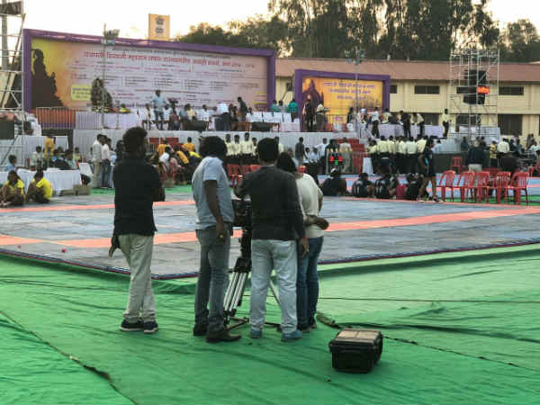 சீன மொழி உரிமை 