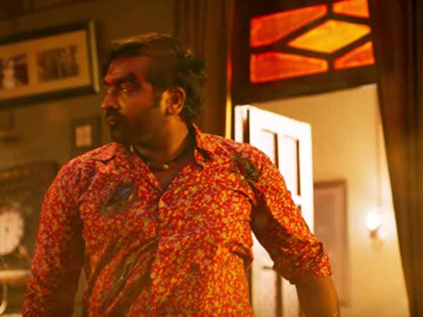 Rajinis Petta review 