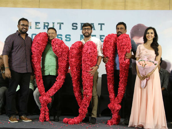 நான்கு படங்களில் நாஞ்சில் சம்பத் 