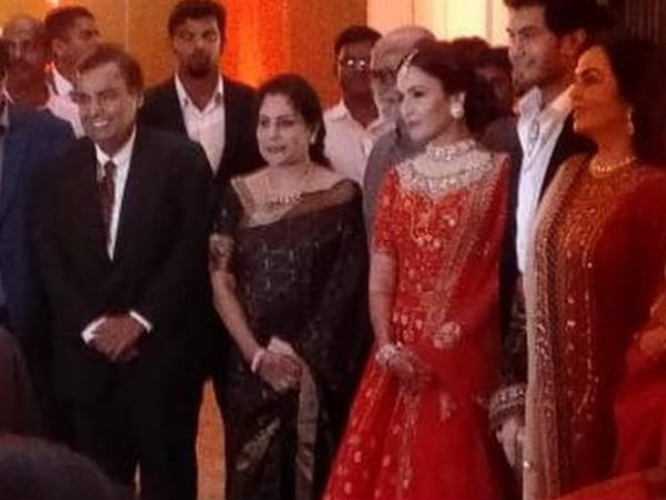  முகேஷ் அம்பானி