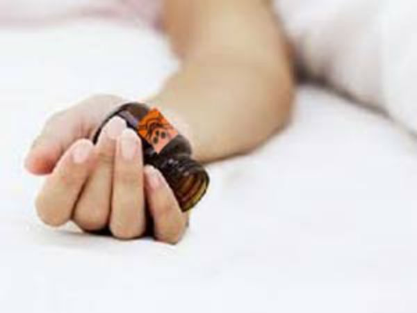 தற்கொலை முடிவு; 