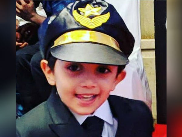 ஆத்விக் ரசிகர்கள்: 