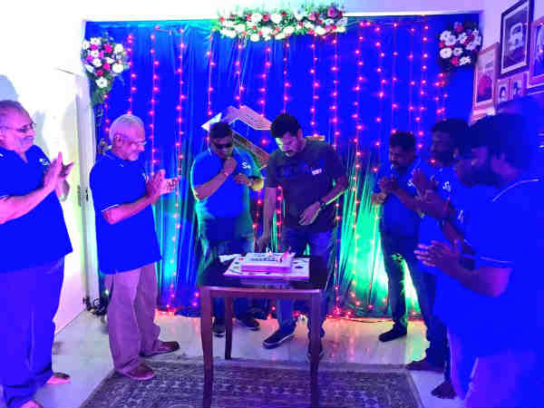 கேக் கேக்