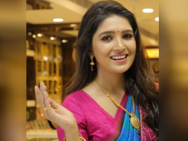  புதுப் படம்