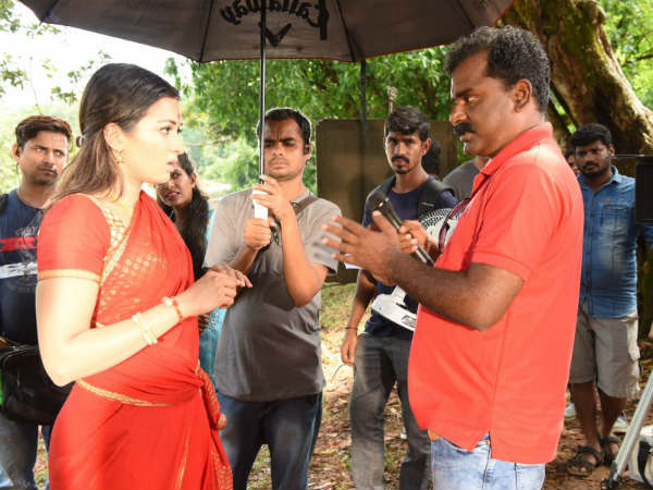 நிஜ பாம்பு செட்டாகவில்லை நிஜ பாம்பு செட்டாகவில்லை