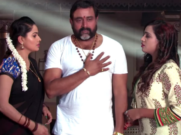 பொம்பளைங்களை 