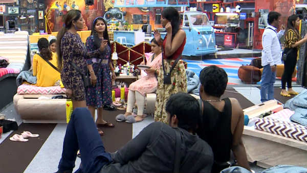 மீராவிடம் கேட்ட வனிதா 