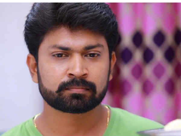 மலரையும் வெற்றியையும் மலரையும் வெற்றியையும்