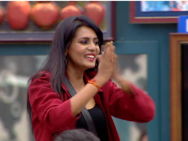 அட்டிட்யூட் காட்டாதே 