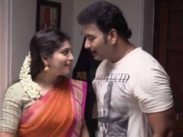 ஆனந்திதான் வாரிசு ஆனந்திதான் வாரிசு