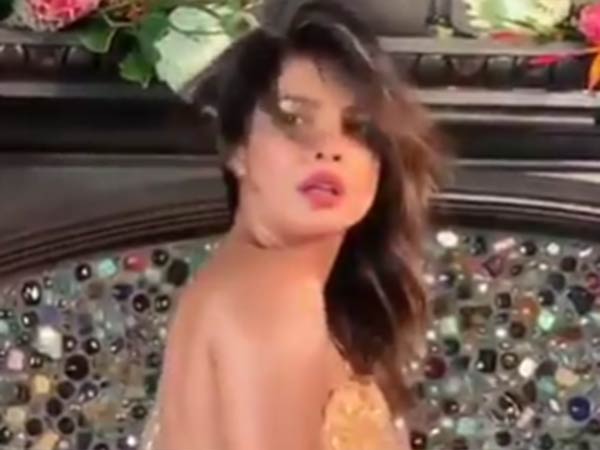 கணவர் ஜோன்ஸ்: 