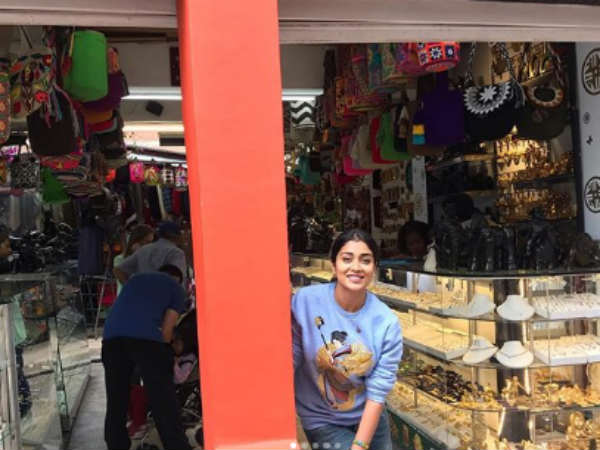 செட்டிலாகிவிட்டார் 