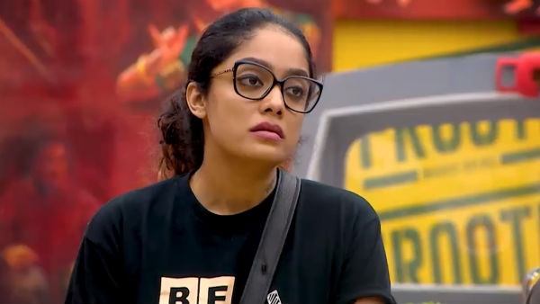 கலைப்பதில் வல்லவர் 