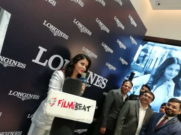 Aishwarya rai likes chennai beach 