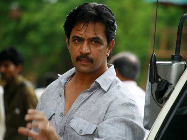 வில்லன் கேரக்டர் 