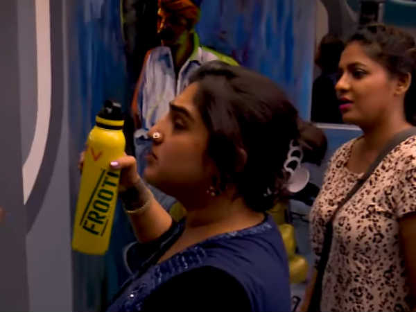 எப்படி தேவதை என்று கூறலாம்? 