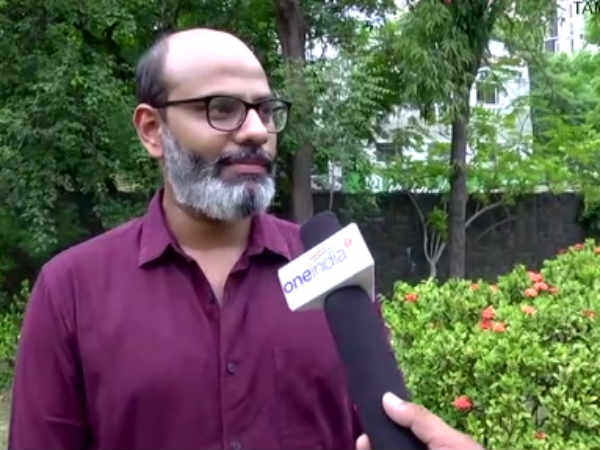 திரைக்கதை: 