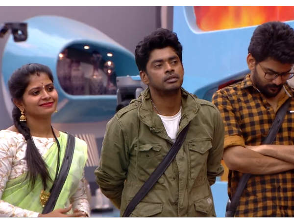 வனிதாதான் பிரச்சனை 