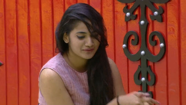 லொஸ்லியா அபிராமி 