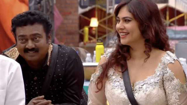 துள்ளுவதோ இளமை ஷெரின் 