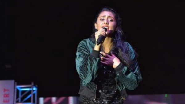 Hitha entertained Tamil fans with her magnetic voice