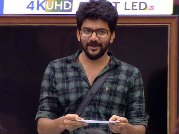 டைம் பாஸ்க்காக பழகிய கவின் டைம் பாஸ்க்காக பழகிய கவின்