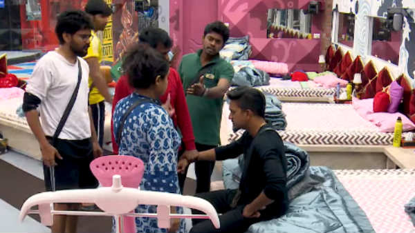 வனிதாவின் டபுள்கேம்: 