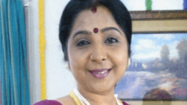 நடிகை கம் டப்பிங் ஆர்ட்டிஸ்ட்