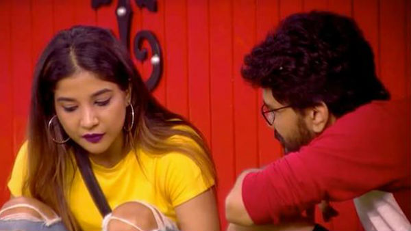 பொண்ணுங்க என்ன டிரெஸா? 