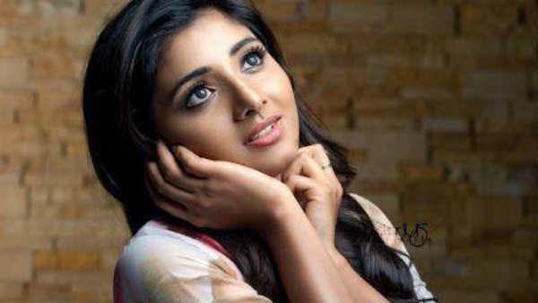 அதிதி மேனனாக மாறினார் 