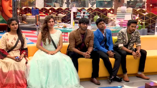 காட்டப்பட்ட கடிதம் 