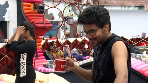 பாத்ரூம் வரை 