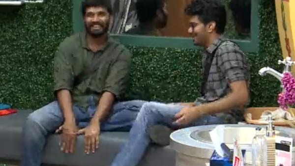 ஒரு கடமை பாக்கியிருக்கிறது ஒரு கடமை பாக்கியிருக்கிறது