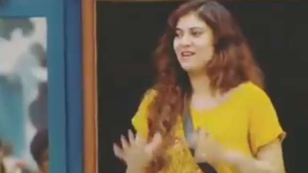 பள்ளிப்பருவ காதல் 