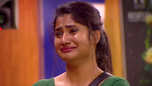 சமாதானப்படுத்திய பிக்பாஸ் 