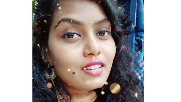 கண்களால் கிக்.. கண்களால் கிக்..