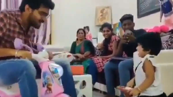 லாலா போட்டோ 