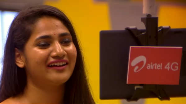 வீடியோ காலில் 