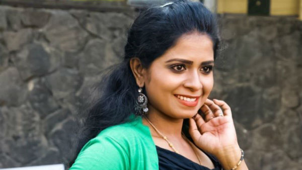 மதுமிதா வருத்தம் 