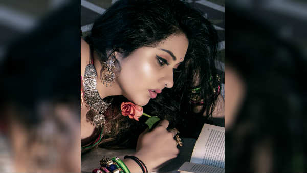 காந்தக்கண்கள்