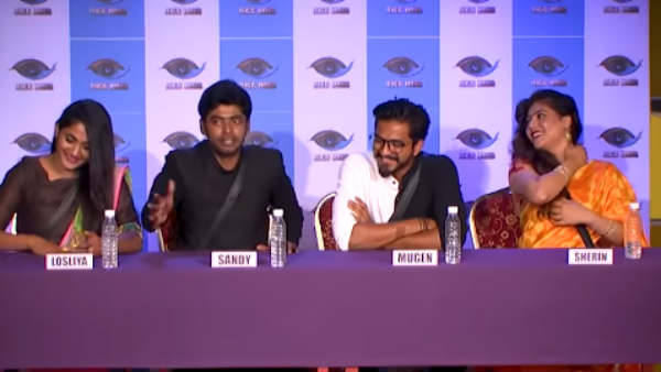 பத்திரிக்கையாளர்கள் 