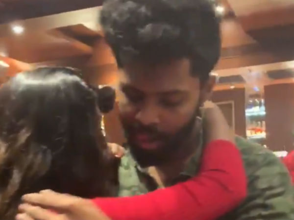 பிகினி வீடியோ 