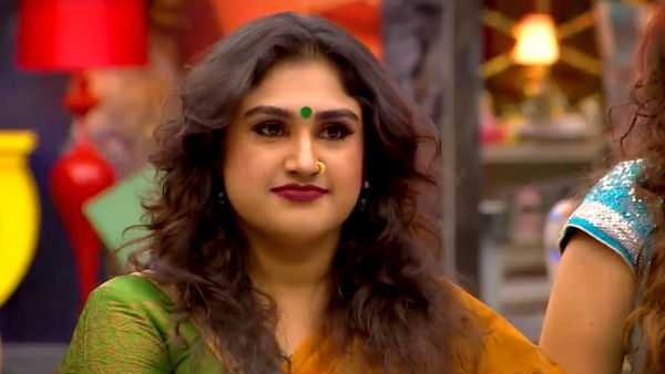 அக்கா வேண்டும் 