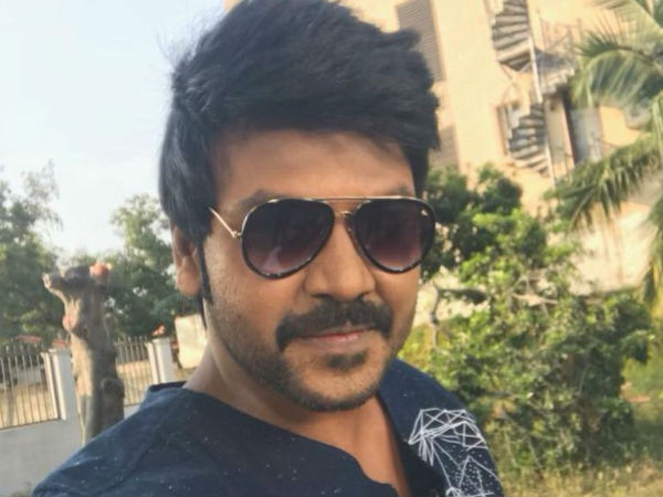 பாலிவுட் என்ட்ரி