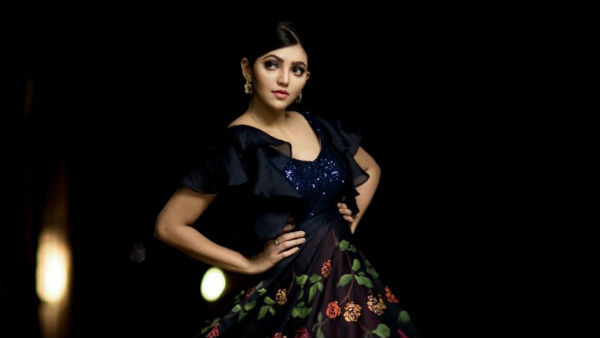 kovai girl athulya becomes favorite to new comers 